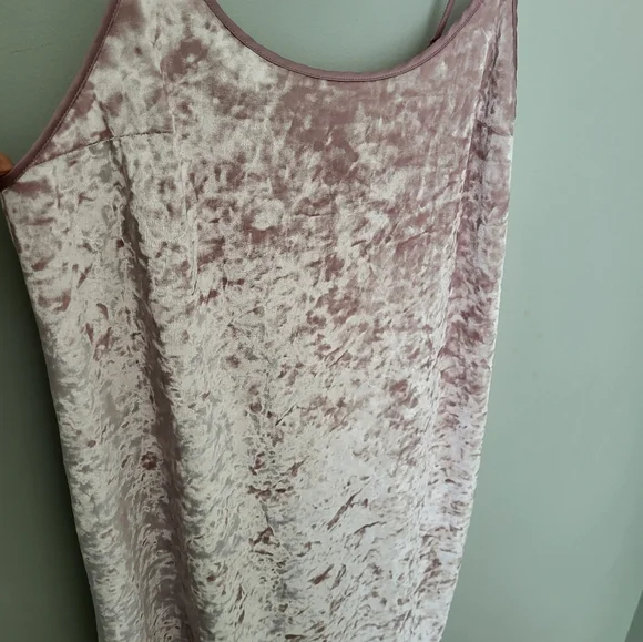 Victoria's Secret Crushed Velvet Slip Nightie Gown M/L Dusty Pink Intimate Sleep - Picture 3 of 7